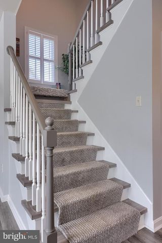 119 JULIA LN, Manheim, PA 17545