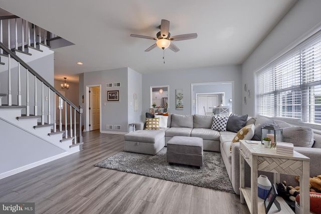 119 JULIA LN, Manheim, PA 17545