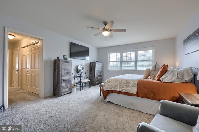 119 JULIA LN, Manheim, PA 17545