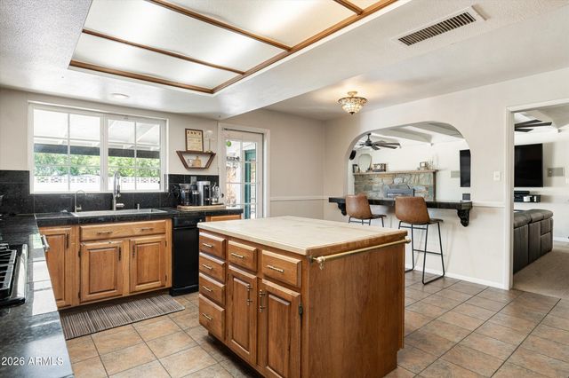 7540 N 7TH Avenue, Phoenix, AZ 85021