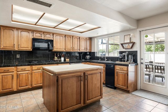 7540 N 7TH Avenue, Phoenix, AZ 85021