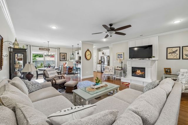 5002 Rainier Dr, Chapel Hill, TN 37034
