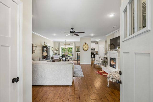 5002 Rainier Dr, Chapel Hill, TN 37034