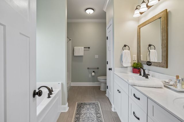5002 Rainier Dr, Chapel Hill, TN 37034