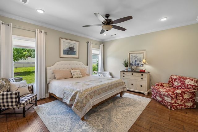 5002 Rainier Dr, Chapel Hill, TN 37034