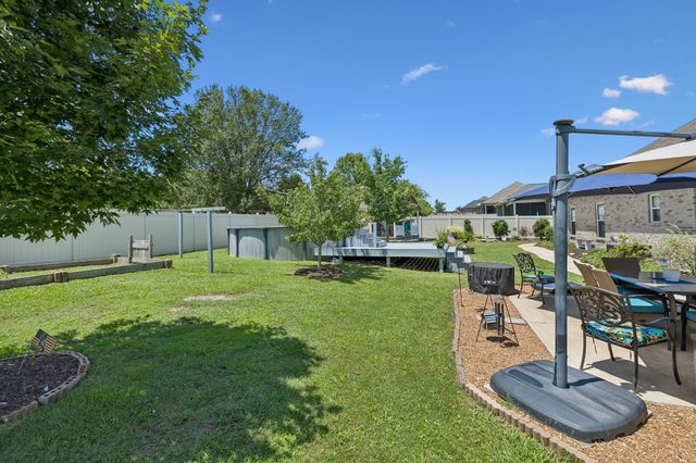 5002 Rainier Dr, Chapel Hill, TN 37034