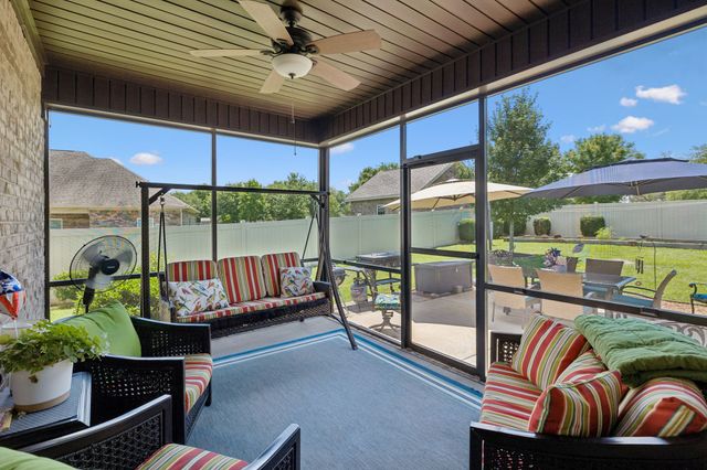 5002 Rainier Dr, Chapel Hill, TN 37034