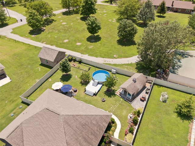 5002 Rainier Dr, Chapel Hill, TN 37034