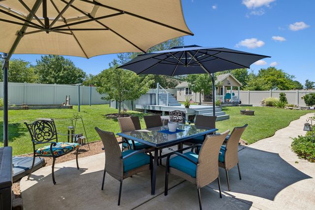 5002 Rainier Dr, Chapel Hill, TN 37034