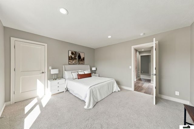 5610 Walker Avenue, Lincoln, NE 68507