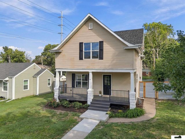 5610 Walker Avenue, Lincoln, NE 68507