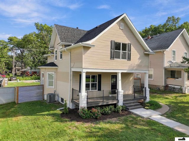5610 Walker Avenue, Lincoln, NE 68507