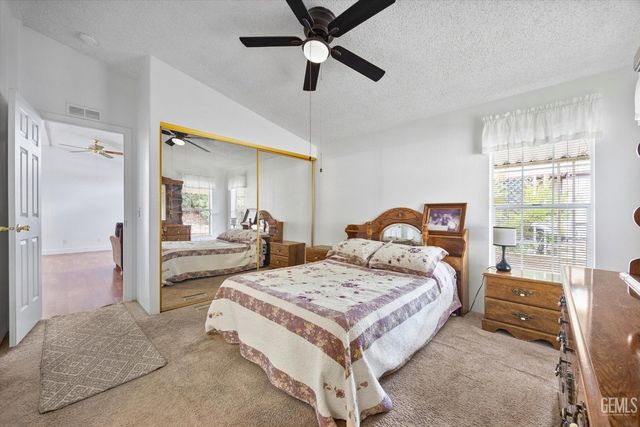 8536 Kern Canyon Road 151, Bakersfield, CA 93306