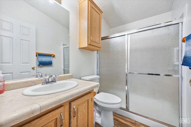8536 Kern Canyon Road 151, Bakersfield, CA 93306