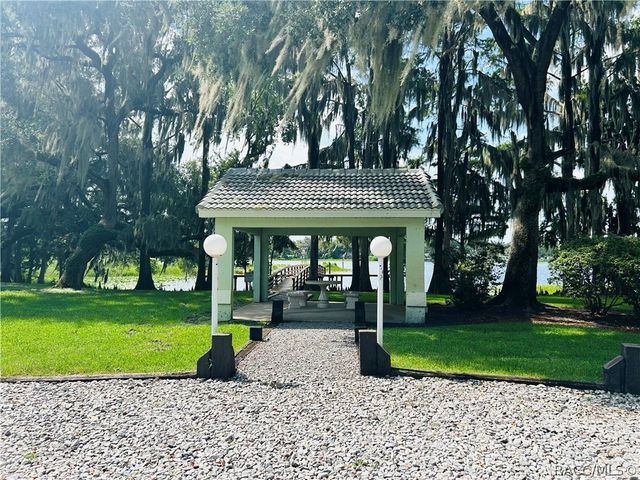 806 Windermere Boulevard, Inverness, FL 34453