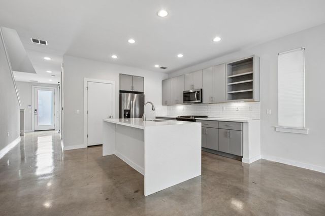 4020 Airport BLVD 14, Austin, TX 78722