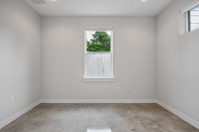 4020 Airport BLVD 14, Austin, TX 78722