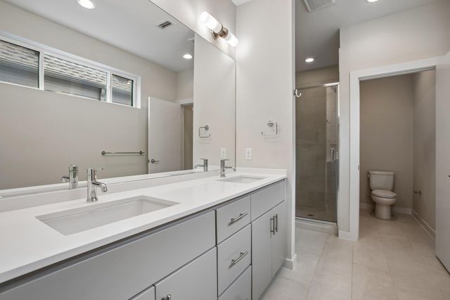 4020 Airport BLVD 14, Austin, TX 78722