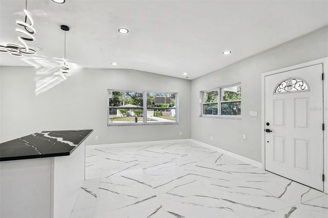 6501 JULIE STREET, Tampa, FL 33610