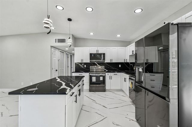 6501 JULIE STREET, Tampa, FL 33610