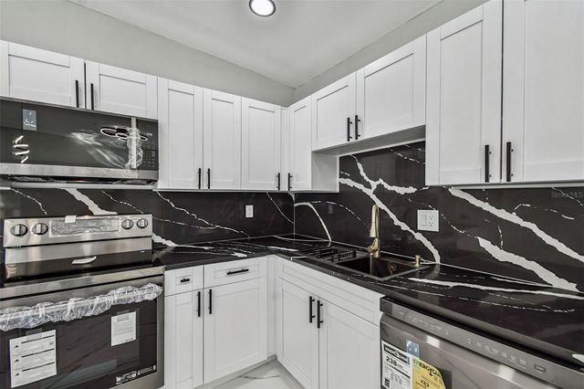 6501 JULIE STREET, Tampa, FL 33610