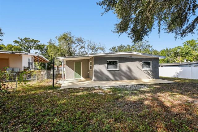 6501 JULIE STREET, Tampa, FL 33610