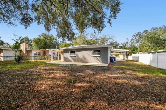 6501 JULIE STREET, Tampa, FL 33610