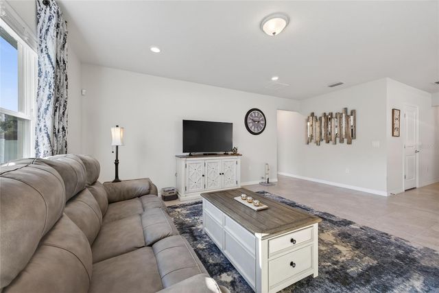 1170 MICHELANGELO LANE, Winter Haven, FL 33884