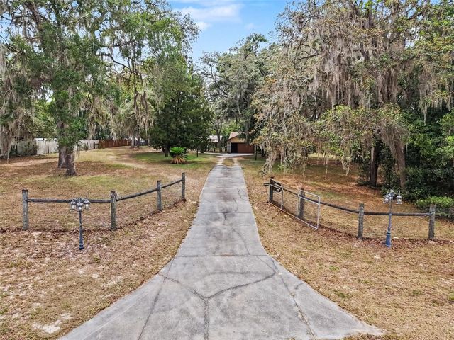7111 RICKER AVENUE, Webster, FL 33597