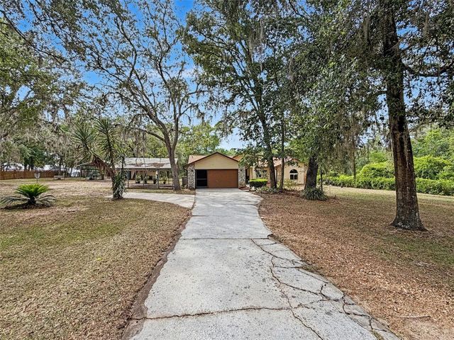 7111 RICKER AVENUE, Webster, FL 33597