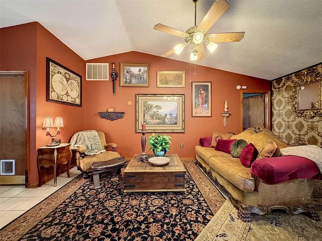 7111 RICKER AVENUE, Webster, FL 33597