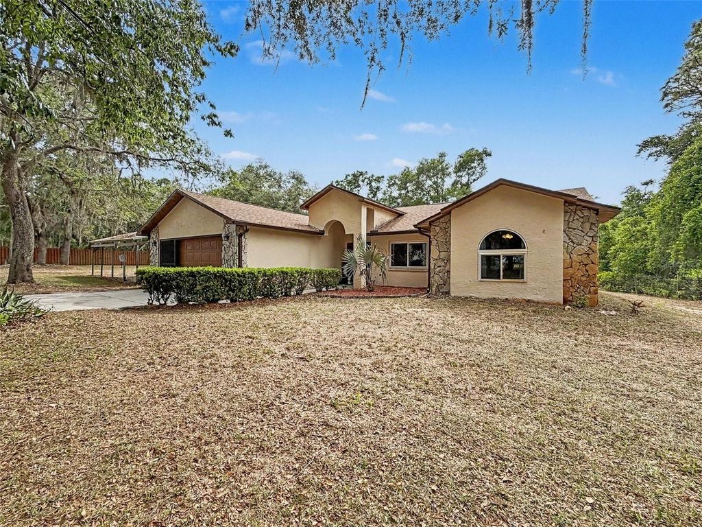 7111 RICKER AVENUE, Webster, FL 33597