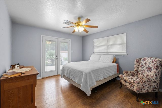 1 Coveview Drive, Morgans Point Resort, TX 76513
