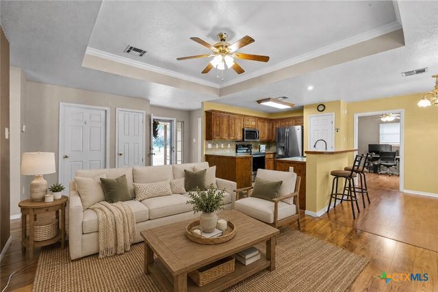 1 Coveview Drive, Morgans Point Resort, TX 76513