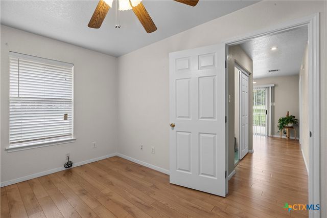 1 Coveview Drive, Morgans Point Resort, TX 76513