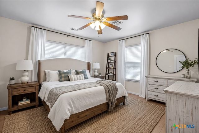 1 Coveview Drive, Morgans Point Resort, TX 76513