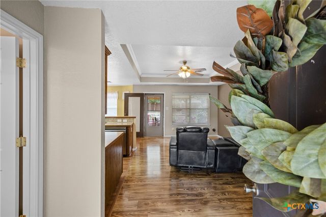 1 Coveview Drive, Morgans Point Resort, TX 76513