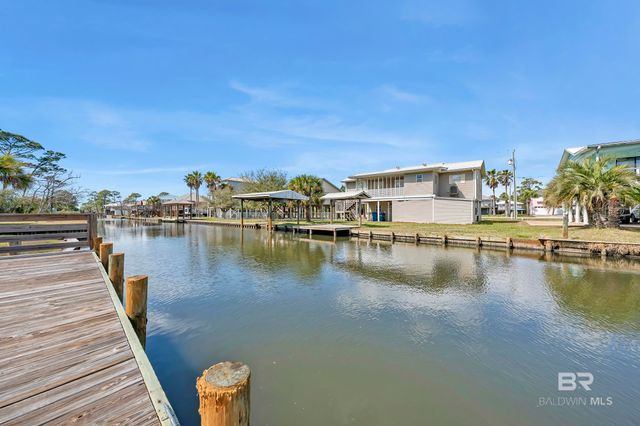 120 W 3rd Avenue, Gulf Shores, AL 36542