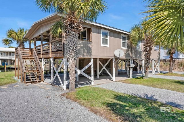 120 W 3rd Avenue, Gulf Shores, AL 36542