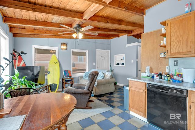 120 W 3rd Avenue, Gulf Shores, AL 36542