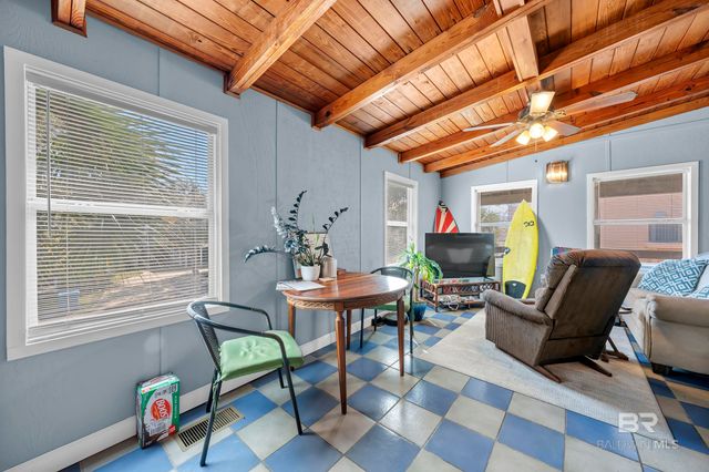 120 W 3rd Avenue, Gulf Shores, AL 36542