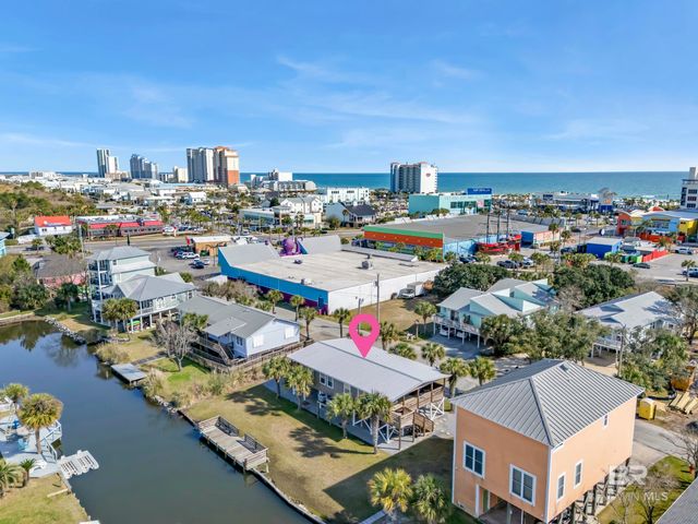 120 W 3rd Avenue, Gulf Shores, AL 36542
