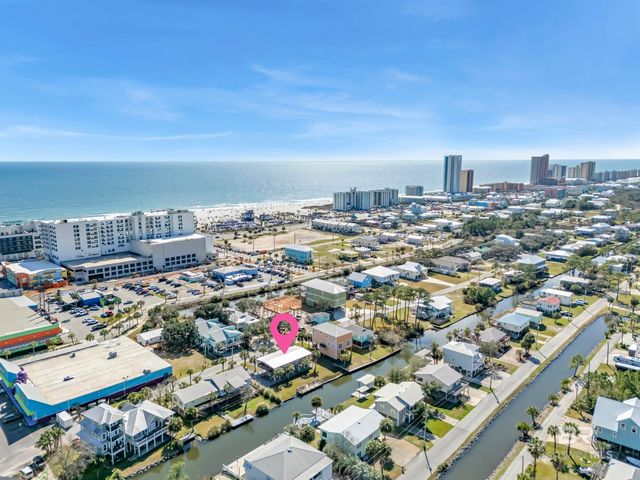 120 W 3rd Avenue, Gulf Shores, AL 36542