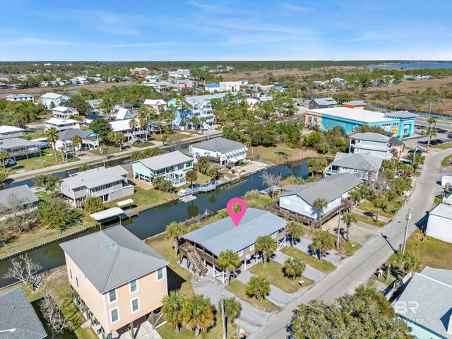 120 W 3rd Avenue, Gulf Shores, AL 36542