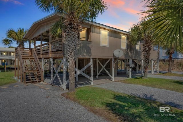 120 W 3rd Avenue, Gulf Shores, AL 36542