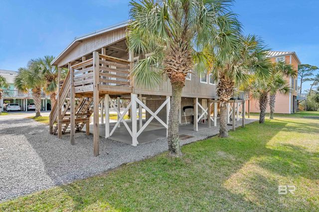 120 W 3rd Avenue, Gulf Shores, AL 36542