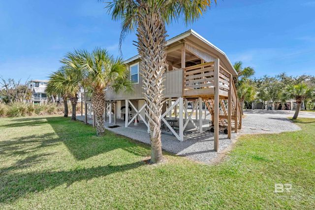 120 W 3rd Avenue, Gulf Shores, AL 36542