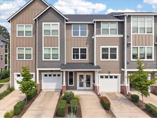 16401 Nw CHADWICK Way 104, Portland, OR 97229
