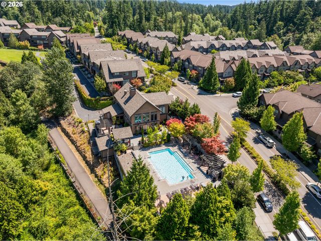 629 Sw TRILLIUM CREEK Ter, Portland, OR 97225