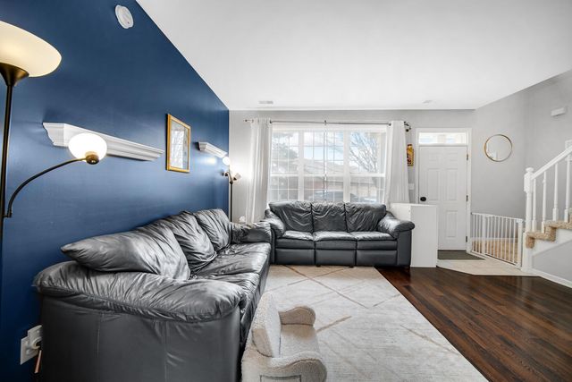 8822 Saint James Place, Highland, IN 46322